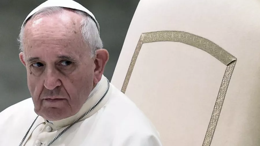 El Papa se presentó en la embajada rusa a expresar su “preocupación por la guerra”