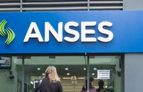 ANSES: Quiénes dejarán de cobrar planes sociales