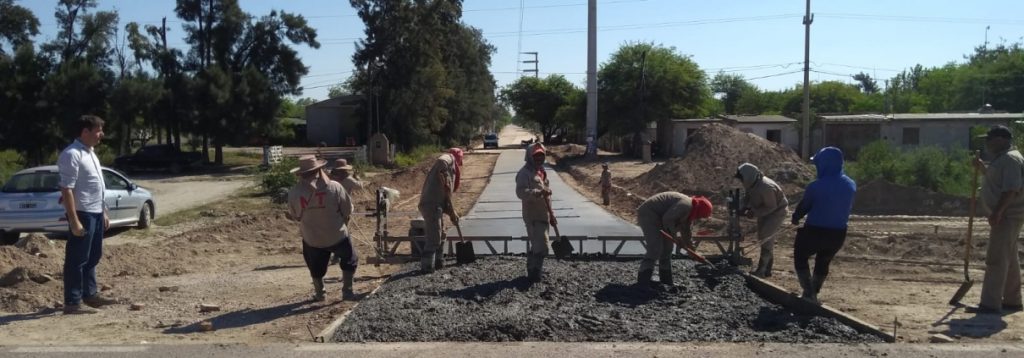 La municipalidad se encuentra en la etapa final de la obra de pavimentación de la calle monteagudo  