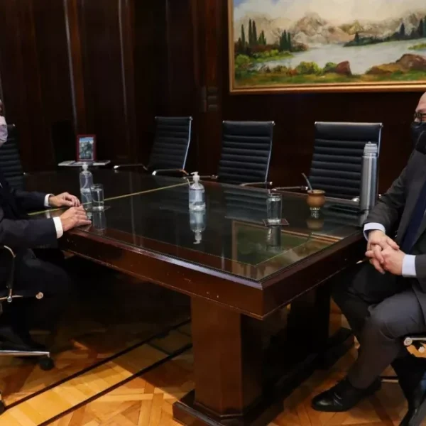 El Gobierno se reúne con empresarios y busca bajar precios de alimentos al nivel de mediados de febrero