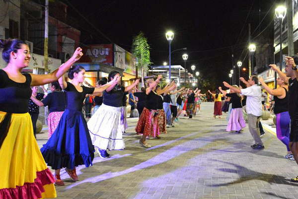 Convocan a bailarines a sumarse a la escuela municipal de folclore «Julio Argentino Geréz»