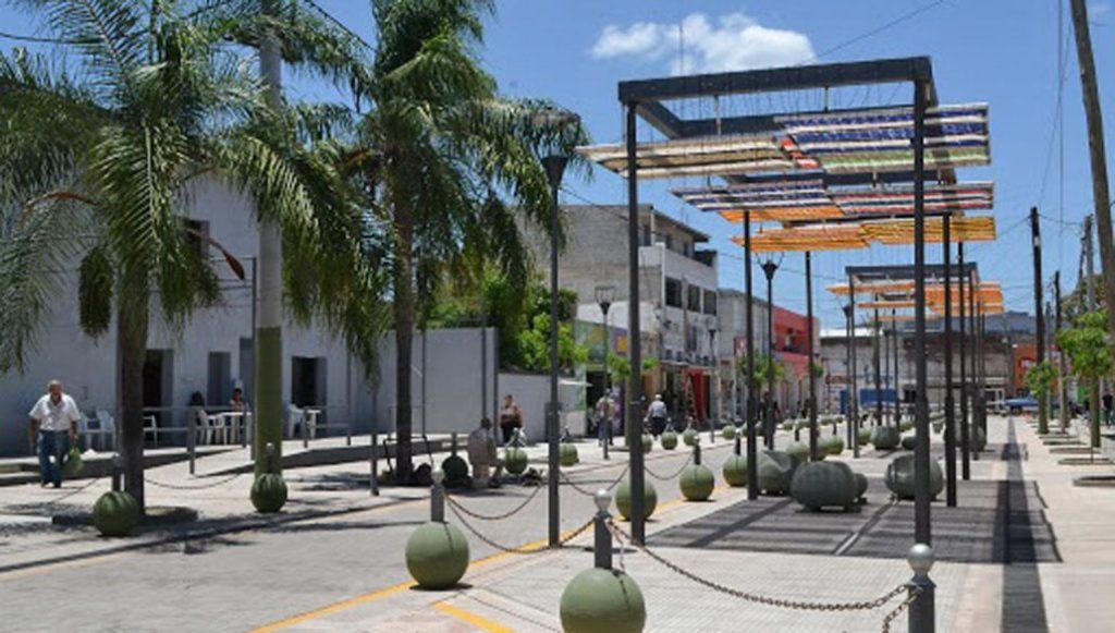 La obra del «centro comercial a cielo abierto» culminará con la semipeatonalización de la calle Rivadavía