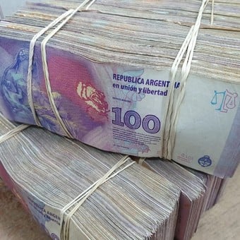 Los bancos comenzarán a cobrar comisiones por depositar billetes de 100 y 200 pesos