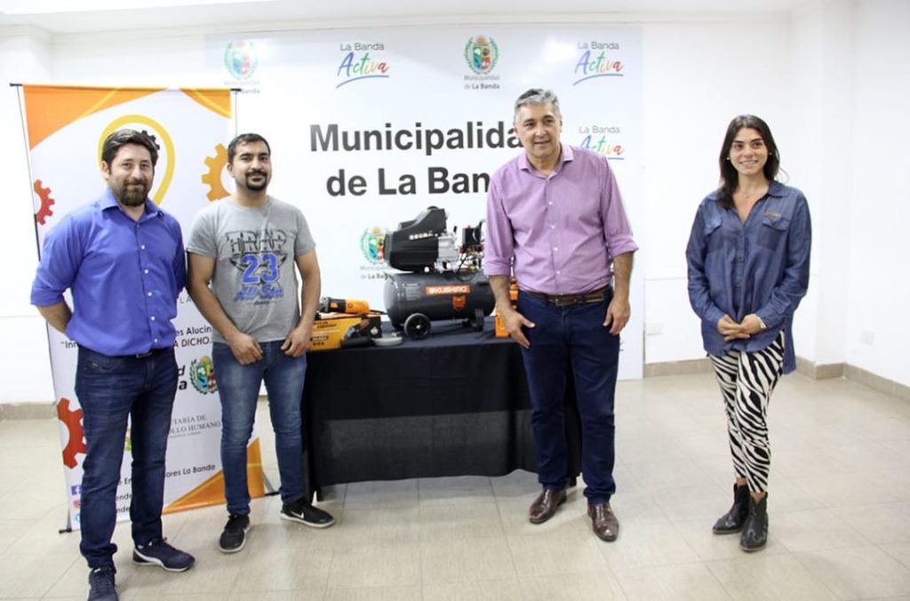 El intendente Nediani continúa impulsando a emprendedores bandeños 