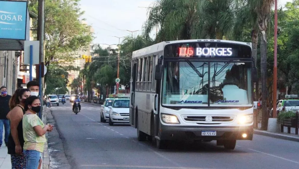 Levantaron el paro de colectivos y el servicio se normalizará en las próximas horas