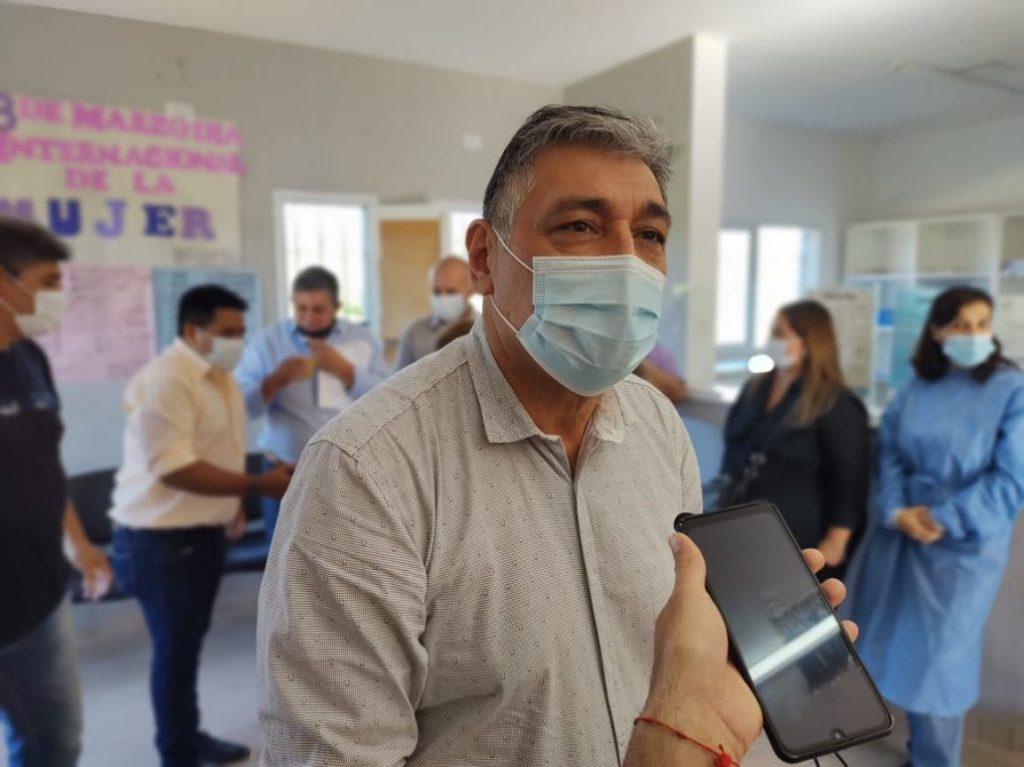 El intendente Nediani encabezó el lanzamiento de la campaña de vacunación gripal 2022