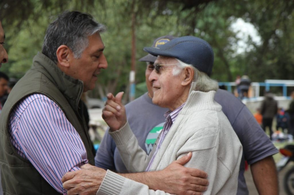 Nediani visitó a los feriantes del Bº Central Argentino 