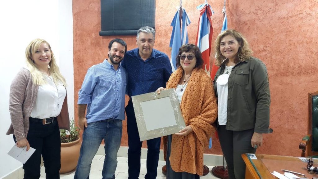 Autoridades del Fondo Nacional de las Artes visitaron la banda y fueron recibidas por el intendente Nediani