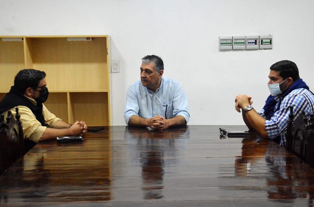 El intendente Nediani recibió a autoridades del SENASA para trabajar en conjunto en La Banda