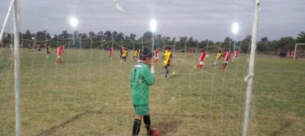 El intendente Nediani acompañó a los niños en una gran final del torneo de futbol infantil