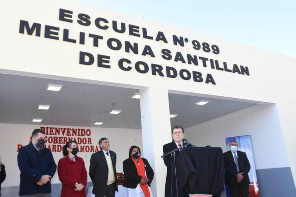 El gobernador inauguró dos edificios educativos en la localidad de La Fortuna y anunció obras en la escuela de El Quemado y en el agrotécnico de Nueva Esperanza