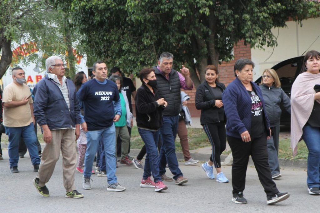 Roger Nediani caminó y dialogó con los vecinos de los Barrios Quilmes y Dorrego