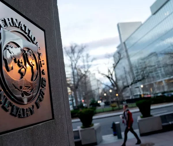 Argentina cumplió con todas las metas del acuerdo con el FMI y pasó la primera revisión del programa