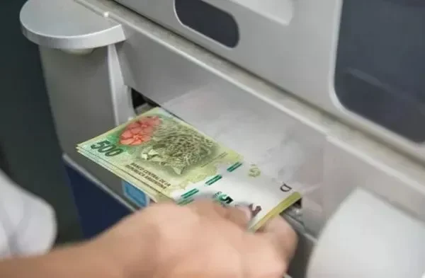 Este jueves se paga el medio aguinaldo para los trabajadores de la Administración Pública