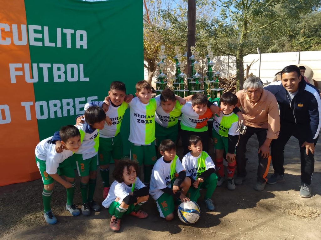 El municipio acompañó el torneo aniversario de la escuela de fútbol “Bio Torres”