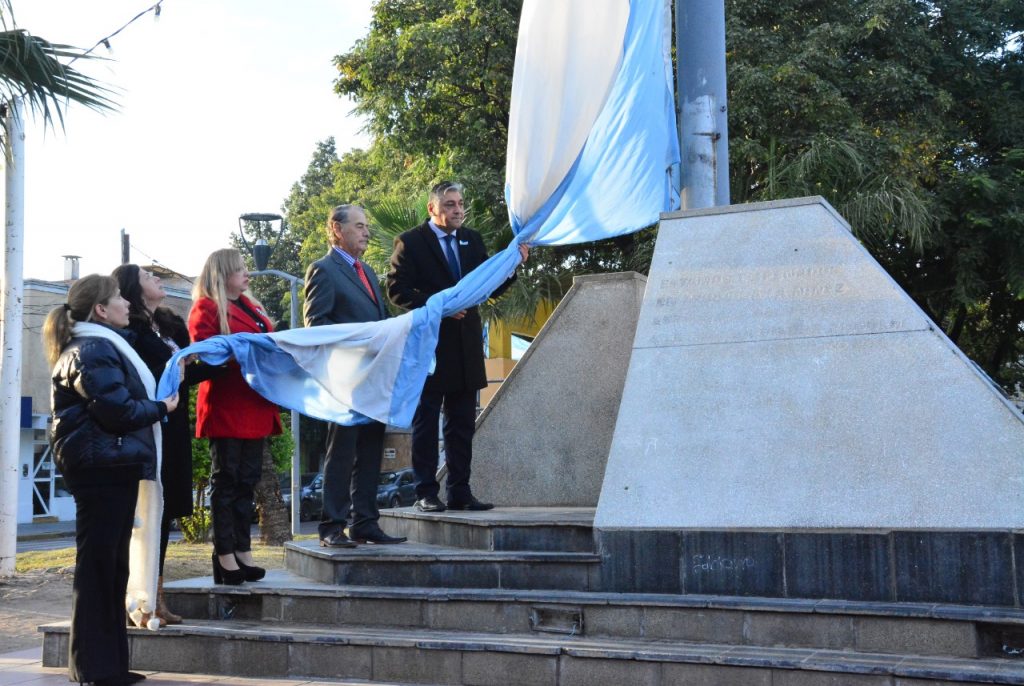 El intendente Nediani encabezó el inicio de actividades conmemorativas al “Día de la Bandera”
