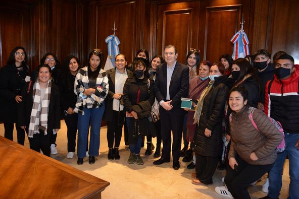 Alumnos de Formación Docente de la ciudad de Campo Gallo visitaron Casa de Gobierno