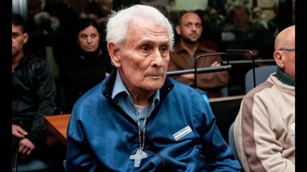 Murió a los 93 años el genocida Miguel Osvaldo Etchecolatz