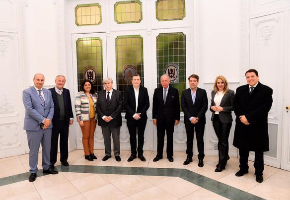 El gobernador Gerardo Zamora mantuvo una importante reunión de agenda con autoridades de la Unión Industrial Argentina