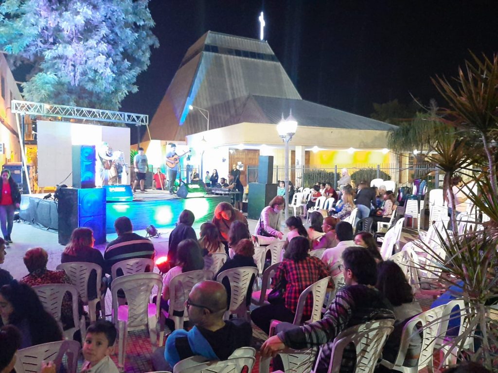 El municipio acompaña la celebración de “Año Jubilar” de la Parroquia Santiago Apóstol