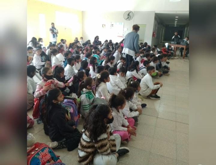 Alumnos de la escuela primaria municipal celebraron el Día de la Cultura Bandeña