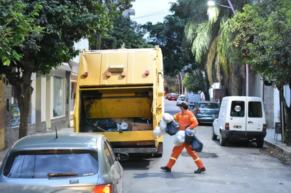 Servicios urbanos por el feriado nacional