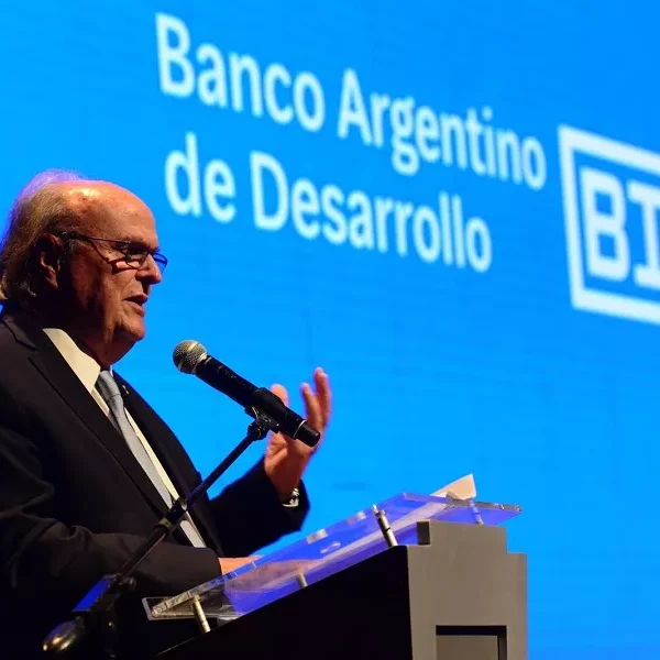 “Vamos a hacer un puente que nos lleve de esta crisis al desarrollo”