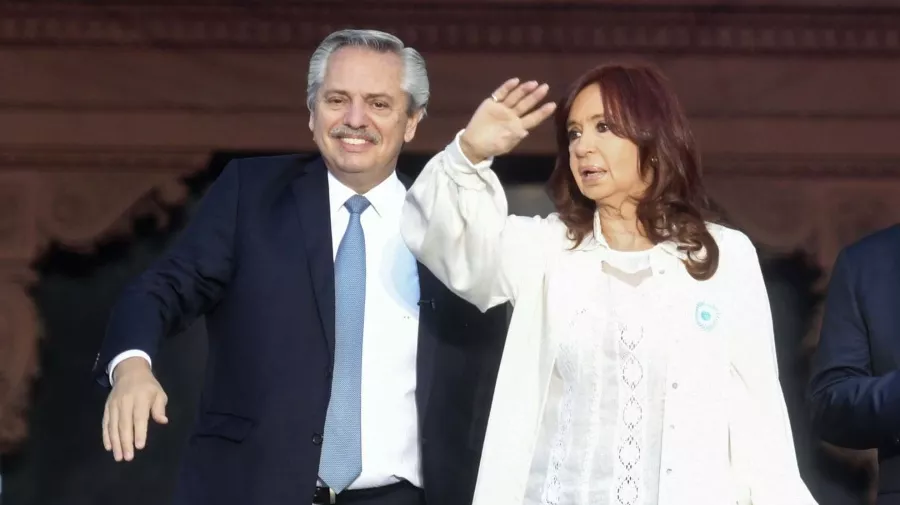 El Presidente se solidarizó con Cristina Fernández y condenó la «persecución judicial»