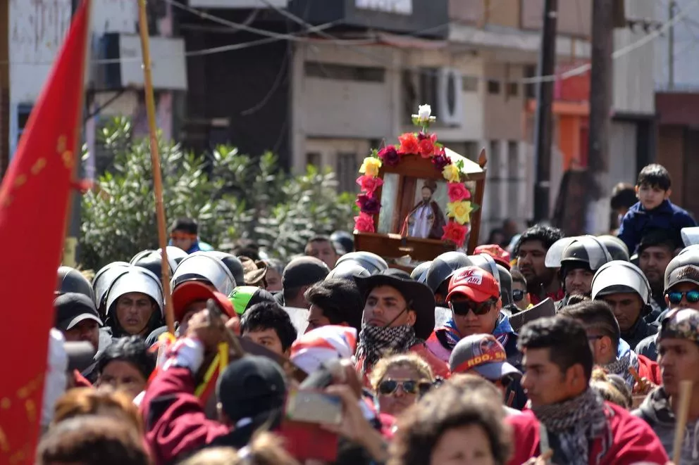 Con bombos y a caballo, fieles de San Gil harán vibrar la ciudad con una procesión