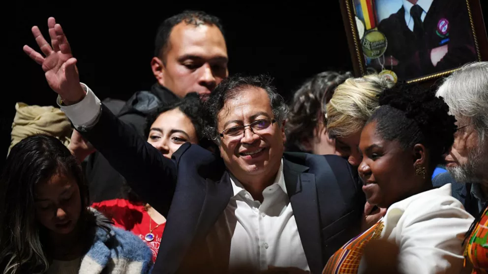 Colombia da un giro a la “izquierda” con la asunción del electo presidente Petro