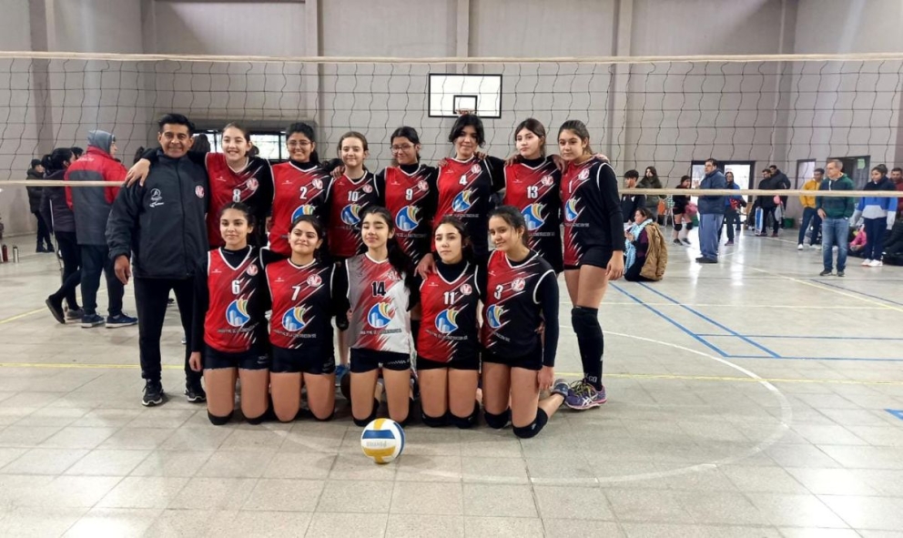 Equipos santiagueños van por toda la gloria en el Regional del NOA de Vóley