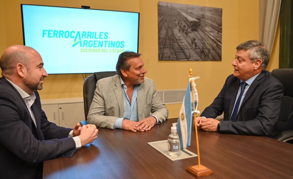 Pablo Mirolo se reunió con el embajador argentino en Paraguay, Domingo Peppo