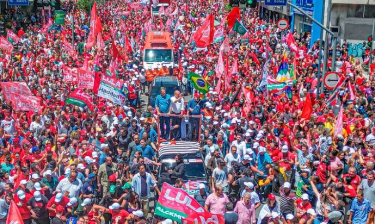 Lula sostiene que Bolsonaro tiene intolerancia religiosa y de usar el Estado para la campaña