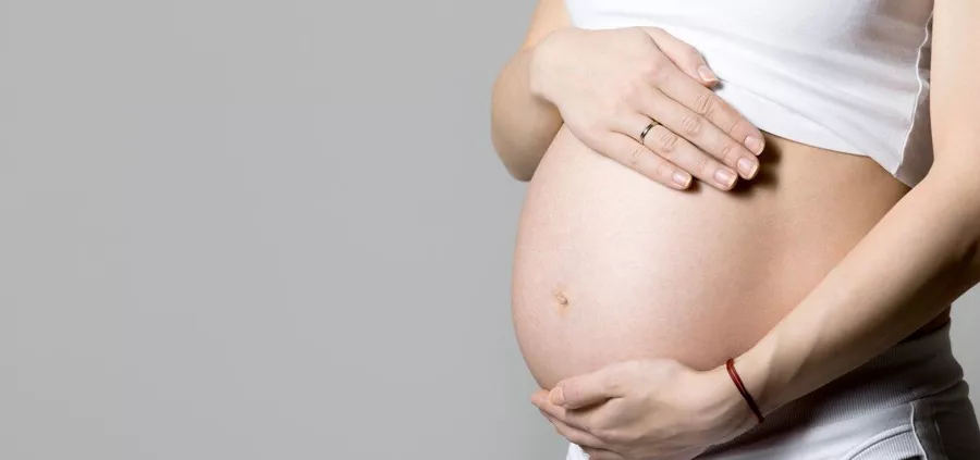 Madres y embarazadas cobran $18.000 este lunes y martes: chequeá si aplicas