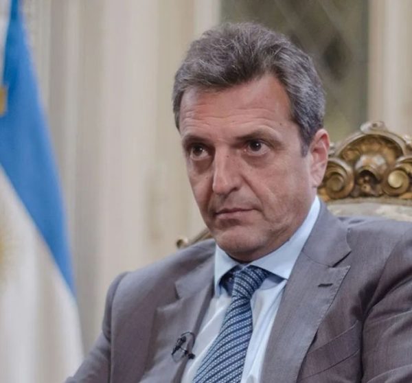 Senadores de EEUU quieren que Massa sea candidato a presidir el Banco Interamericano de Desarrollo