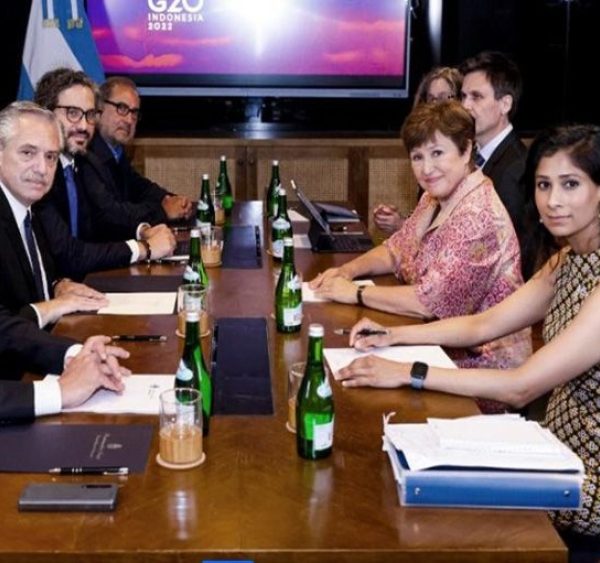 El Gobierno destacó el apoyo por parte del G20 ante el reclamo de revisión de sobrecargos del FMI