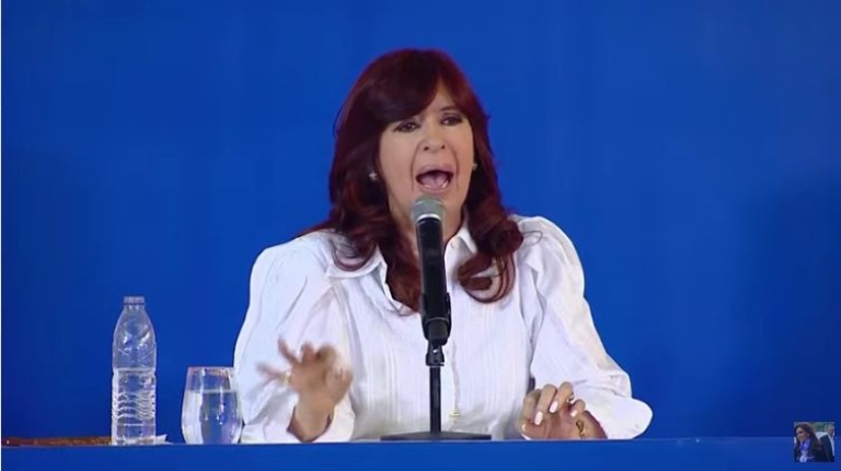 CFK participa del plenario de la Unión Obrera Metalúrgica
