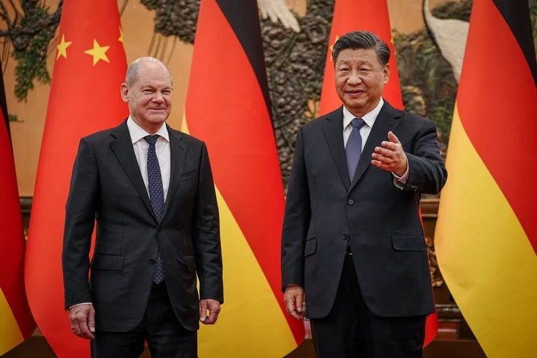 Xi Jinping, aliado de Rusia, pidió conversaciones de paz para evitar un conflicto nuclear por Ucrania