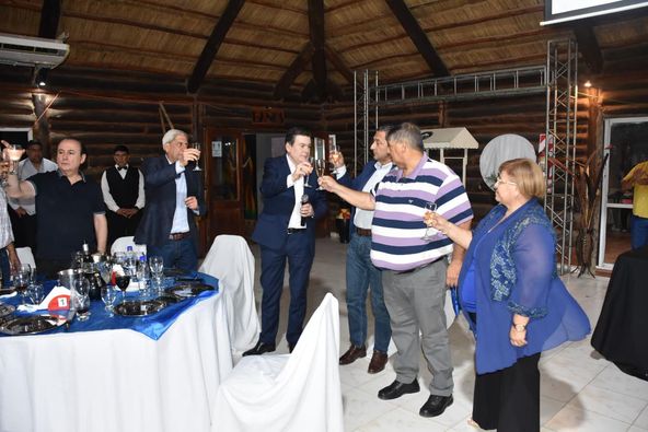 Zamora participó esta noche del tradicional brindis de fin de año de la CGT