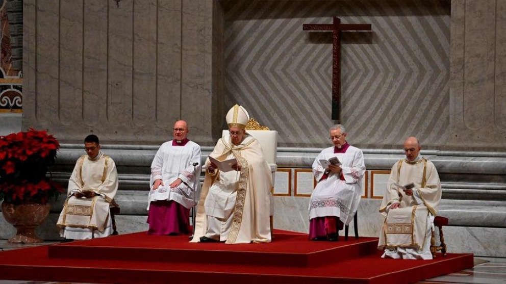 Francisco agradeció a Benedicto XVI “por todo el bien que ha hecho”