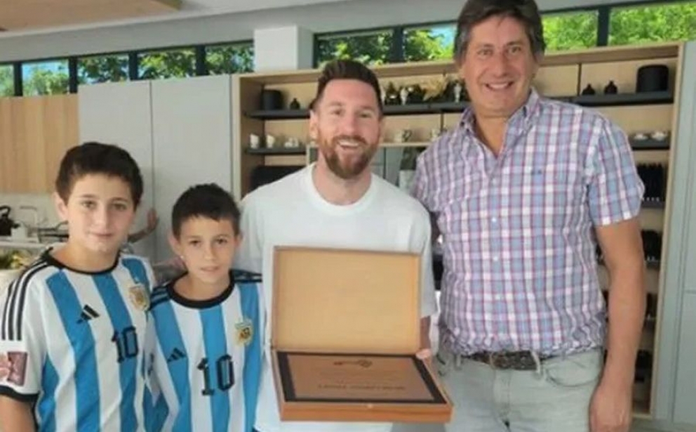 Messi fue declarado ciudadano ilustre en la localidad de Funes