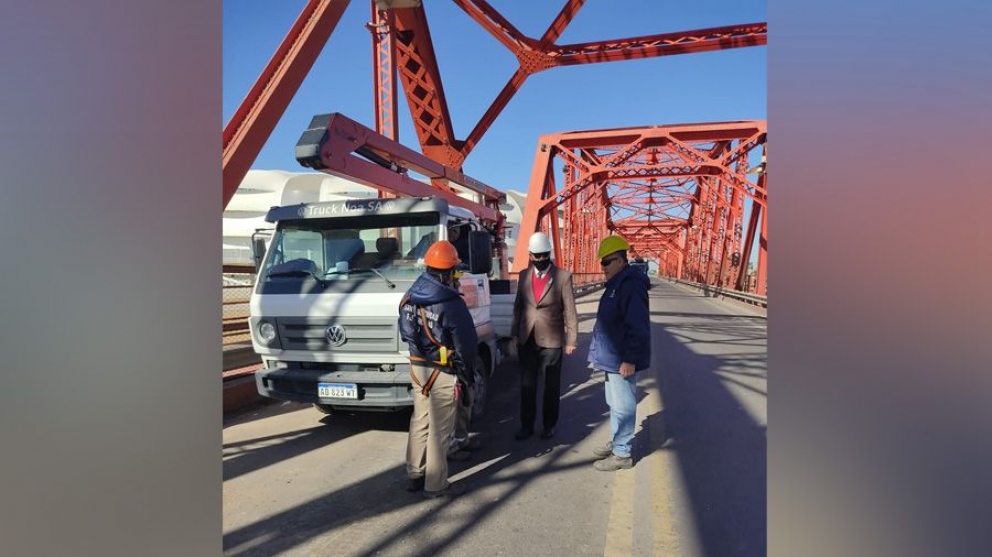 Vialidad Nacional realizará tareas de mantenimiento en el puente carretero tanto hoy como mañana a la medianoche