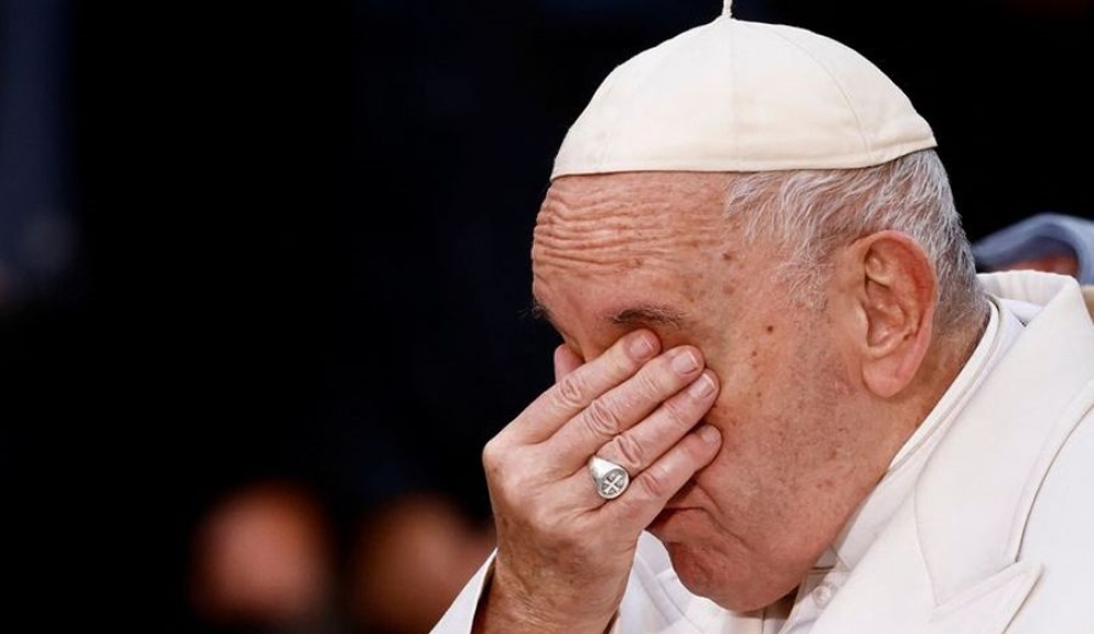 El Papa lloró al hablar de Ucrania en una oración pública
