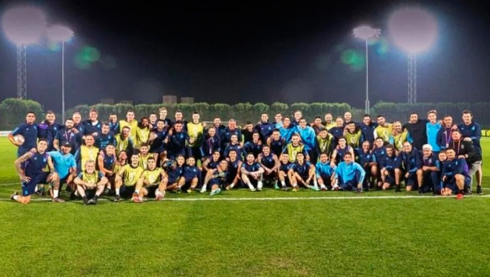 La foto tras el último entrenamiento de la Selección Argentina en Qatar: «Todos juntos»
