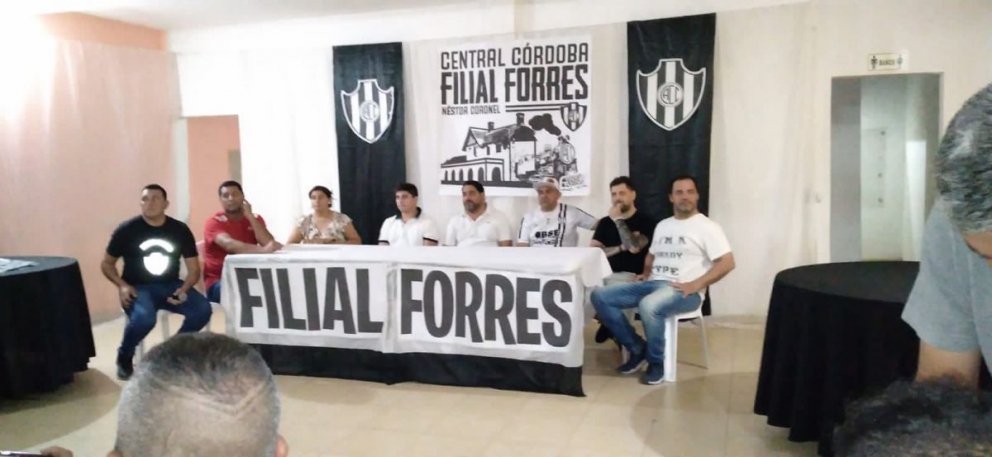 Central Córdoba llegó a Forres para abrir una nueva filial del club