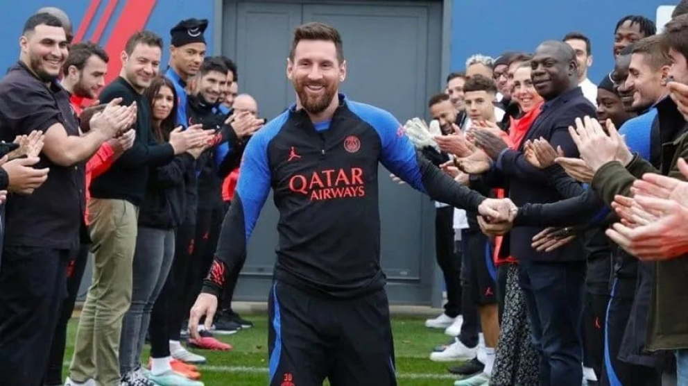 Messi regresó al PSG y así lo recibieron