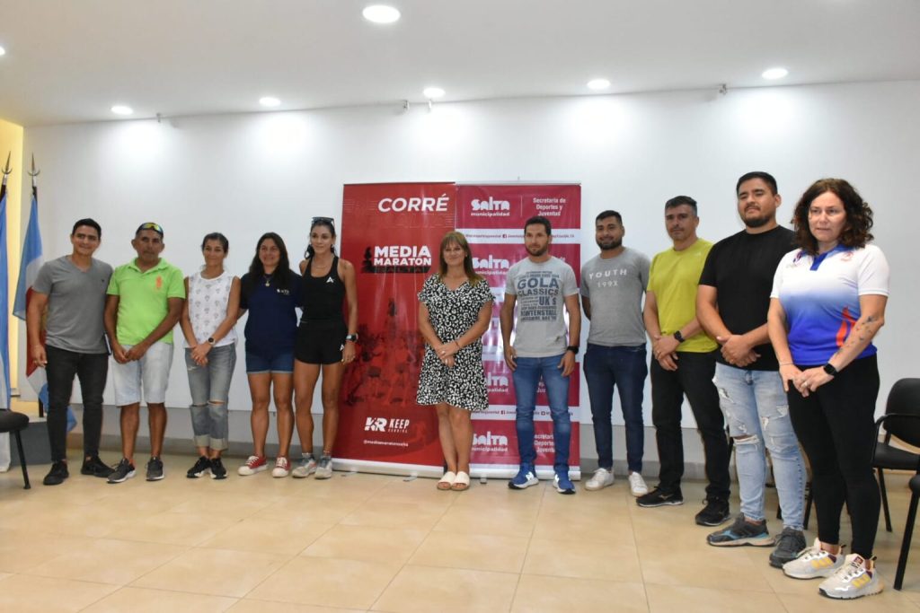 Lanzamiento de la “2° Edición Media Maratón Salta” en el Polideportivo Provincial