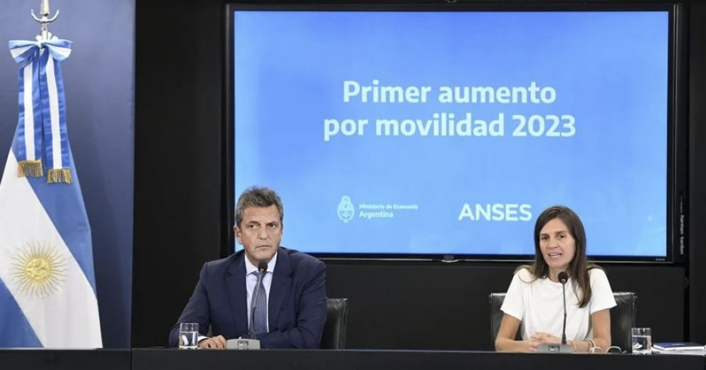 El Gobierno anunció la incorporación de 900 mil menores a las Asignaciones Familiares