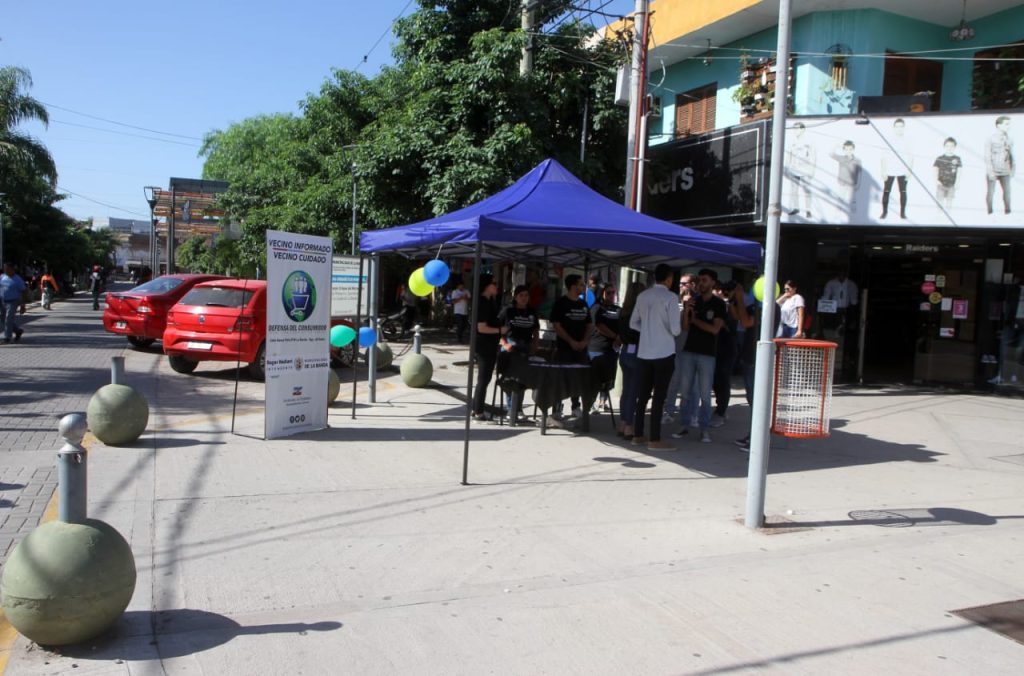 El municipio presentó la oficina móvil de asesoramiento gratuito por el «Día de los Derechos del Consumidor» 