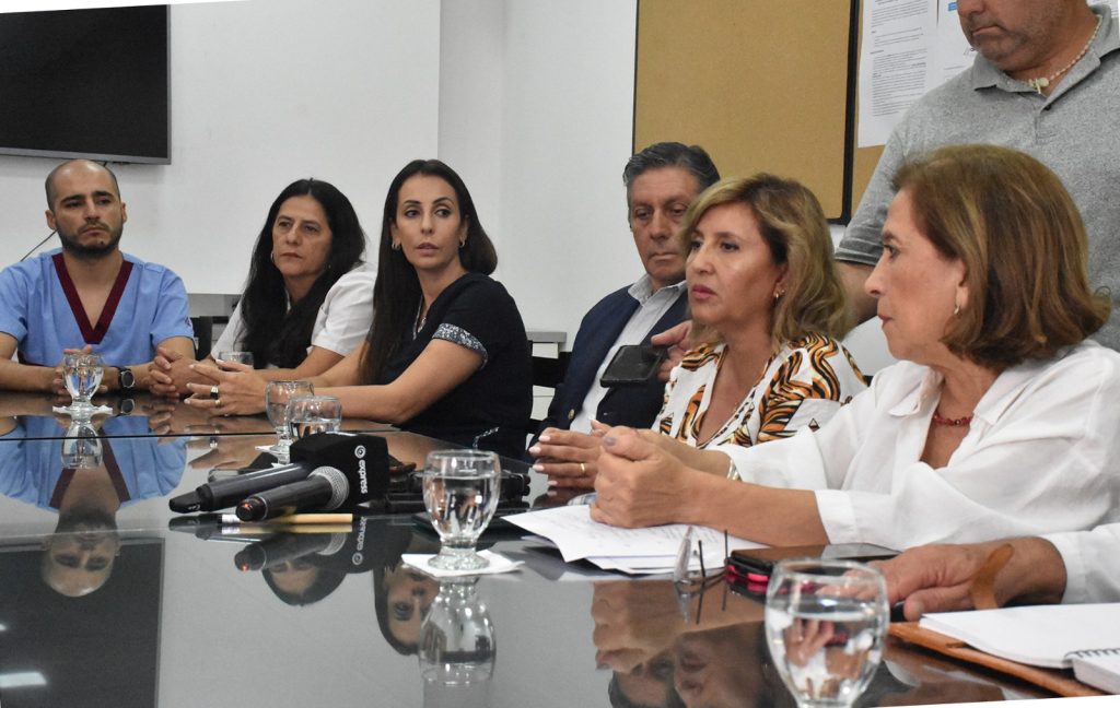 Ministerios y municipios articulan acciones para controlar el brote de Dengue